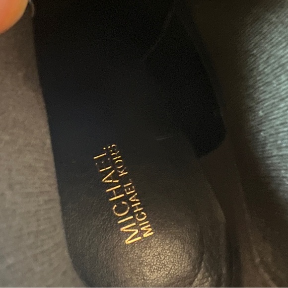 Michael Kors MK Black Leather Boots W/Gold Pad Lock Charm Booties Size 9 - Picture 8 of 10